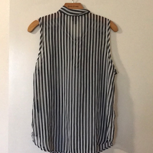 Sheer top - Picture 2 of 6